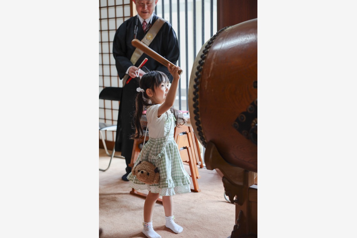ちずカメラが撮影した「写真家　橘田龍馬さんの子供写真教室の様子」の写真