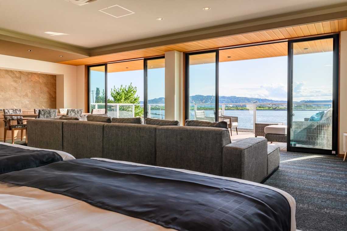 中川昌幸が撮影した「'Ulalena 静岡市三保のリゾート施設」の写真