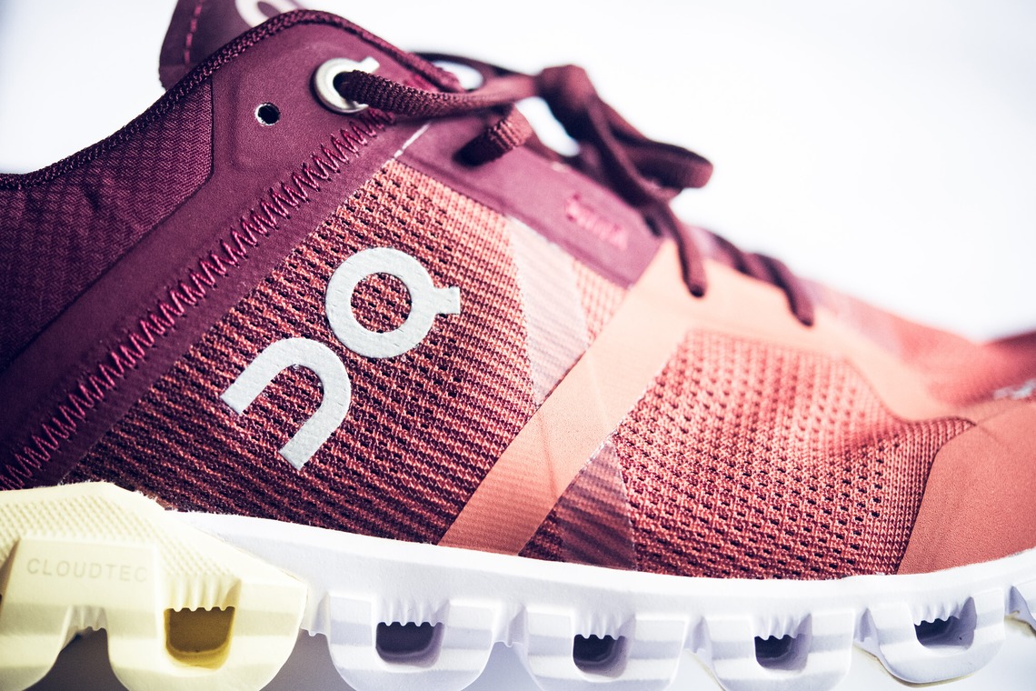 千葉格が撮影した写真のアルバム「シューズ」