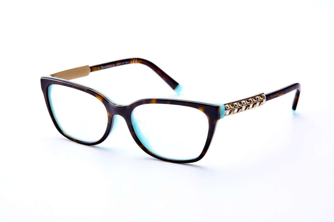 まるやゆういち が撮影した「メガネ撮影（百貨店様等用途）」の写真