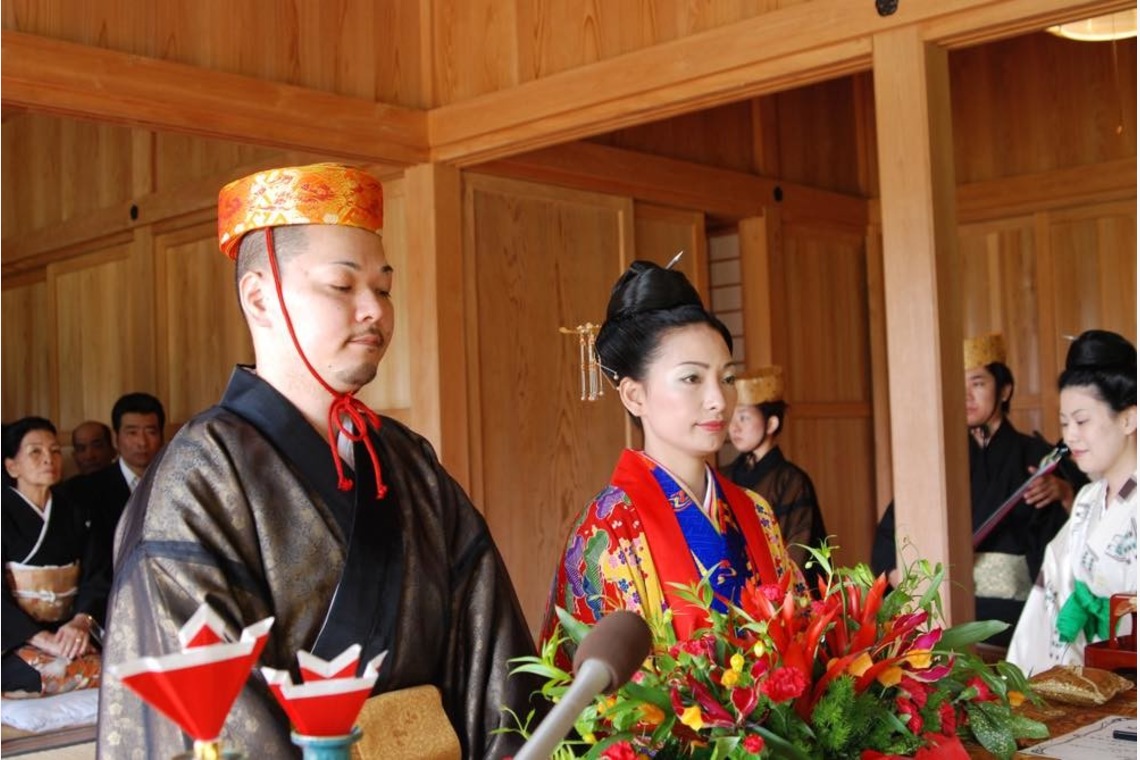 Avenir（山宮 敏明）が撮影した写真のアルバム「琉球衣裳で結婚式」