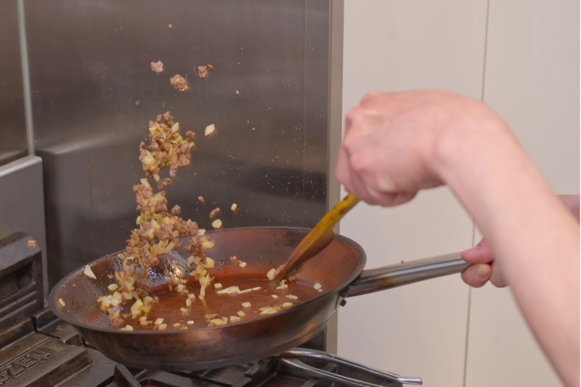 古牧理尚が撮影した写真のアルバム「hood」