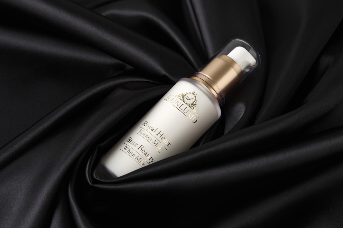 植田 友樹が撮影した写真のアルバム「化粧品イメージカット」