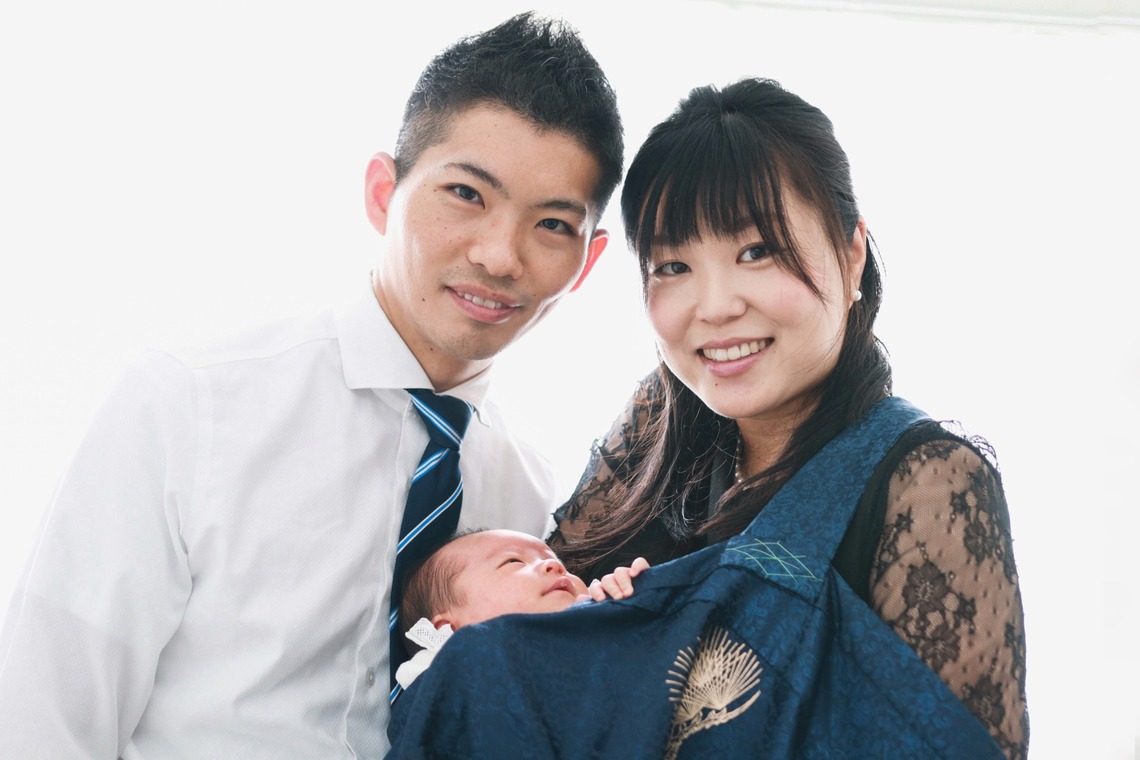 佐多　杏介が出張撮影した家族写真(キッズ,ベビーフォト)などが写った「ポートフォリオ作品ページ一覧」の家族写真