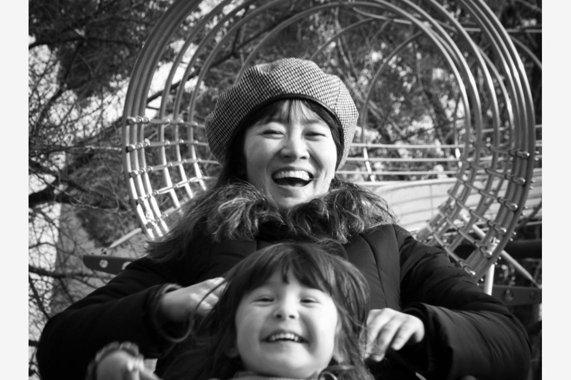 ハイナ　マテウスが撮影した写真のアルバム「親子」