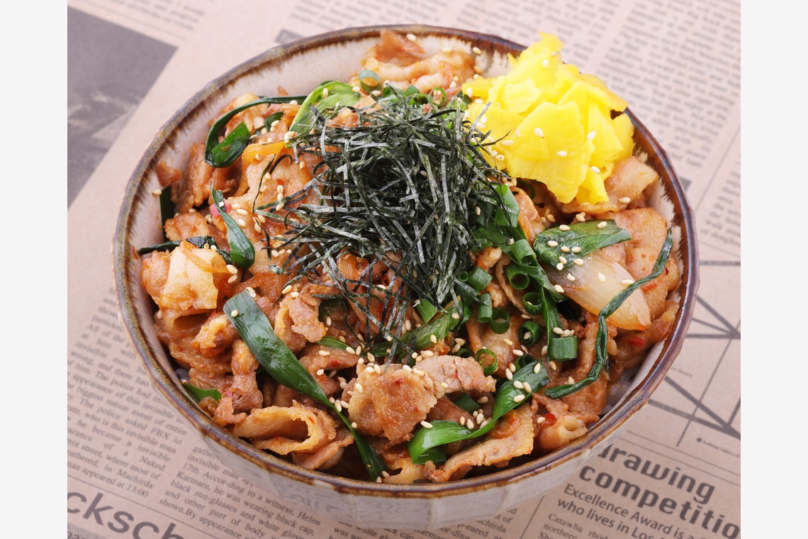 森安　照が撮影した「肉丼・タコライス」の写真