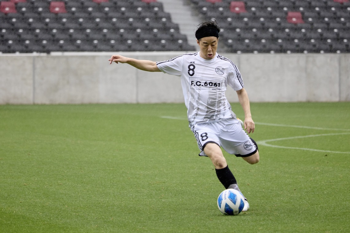 児玉 一成が撮影した「サッカー（金沢ゴーゴーカレースタジアム）」の写真