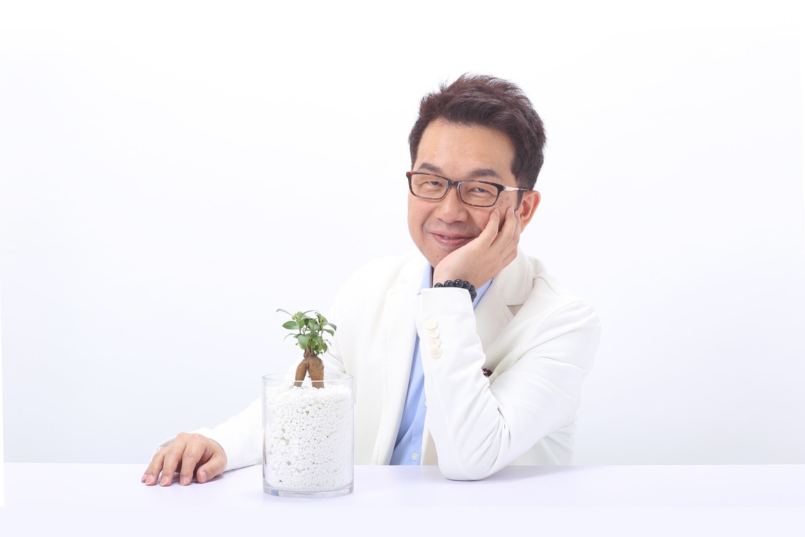 長谷部ナオキチが撮影した「スタジオポートレート」の写真