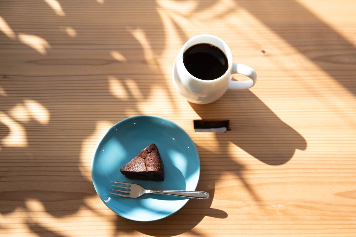 小倉里奈が撮影した写真のアルバム「フードフォト」