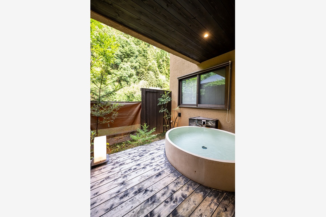 吉田佳央が撮影した「温泉旅館  社内報 特集企画撮影」の写真