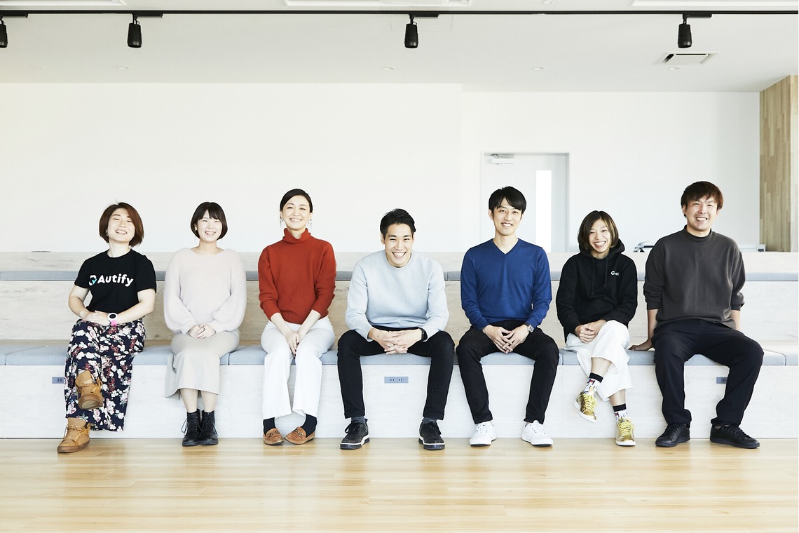 moto.uが撮影した写真のアルバム「ビジネス」