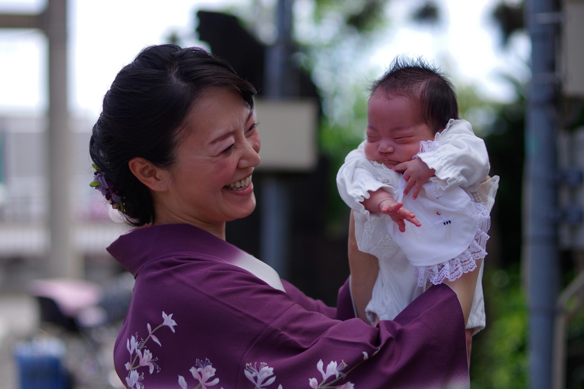黒沢　茂が出張撮影した家族写真(キッズ,ベビーフォト)などが写った「お宮参り」の家族写真