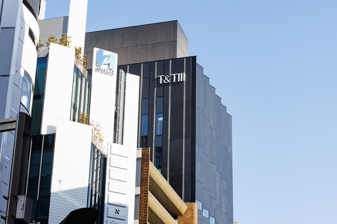 Yusuke Usuiが撮影した写真のアルバム「新宿T&Tビル撮影」