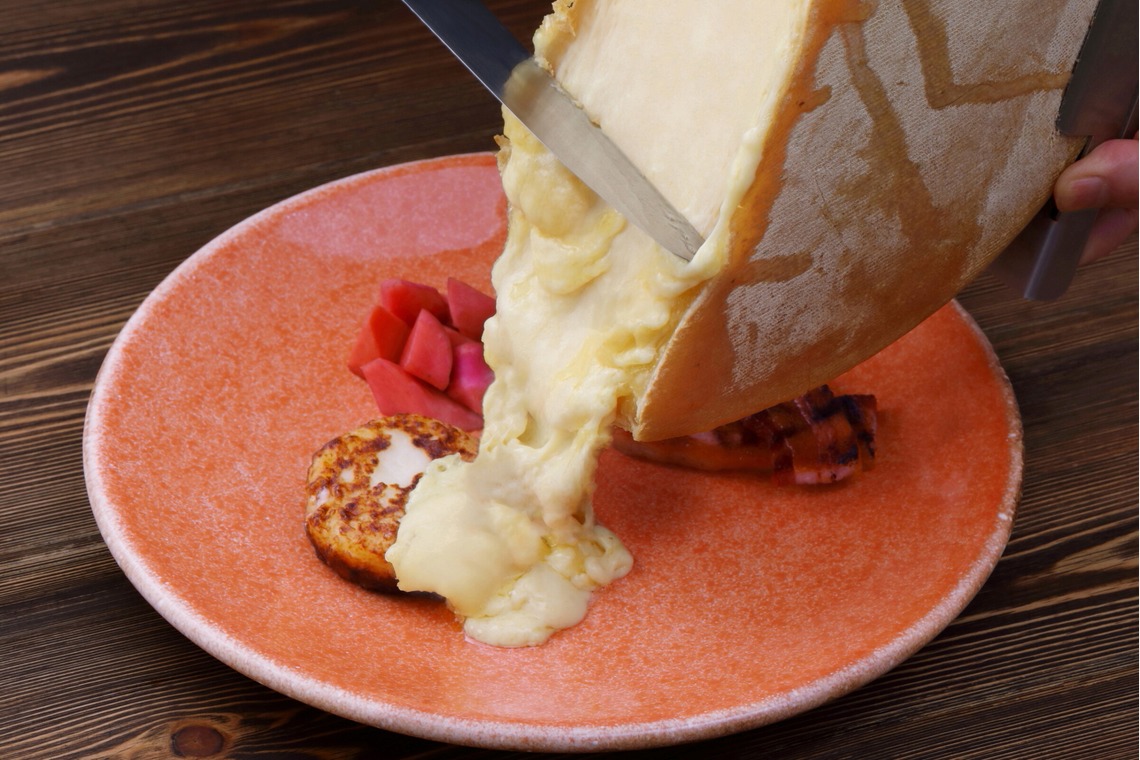 森安　照が撮影した「ホテル・レストラン（料理・ワイン・シャンパン・シェフ・ホールスタッフ・内観・イメージカット）」の写真