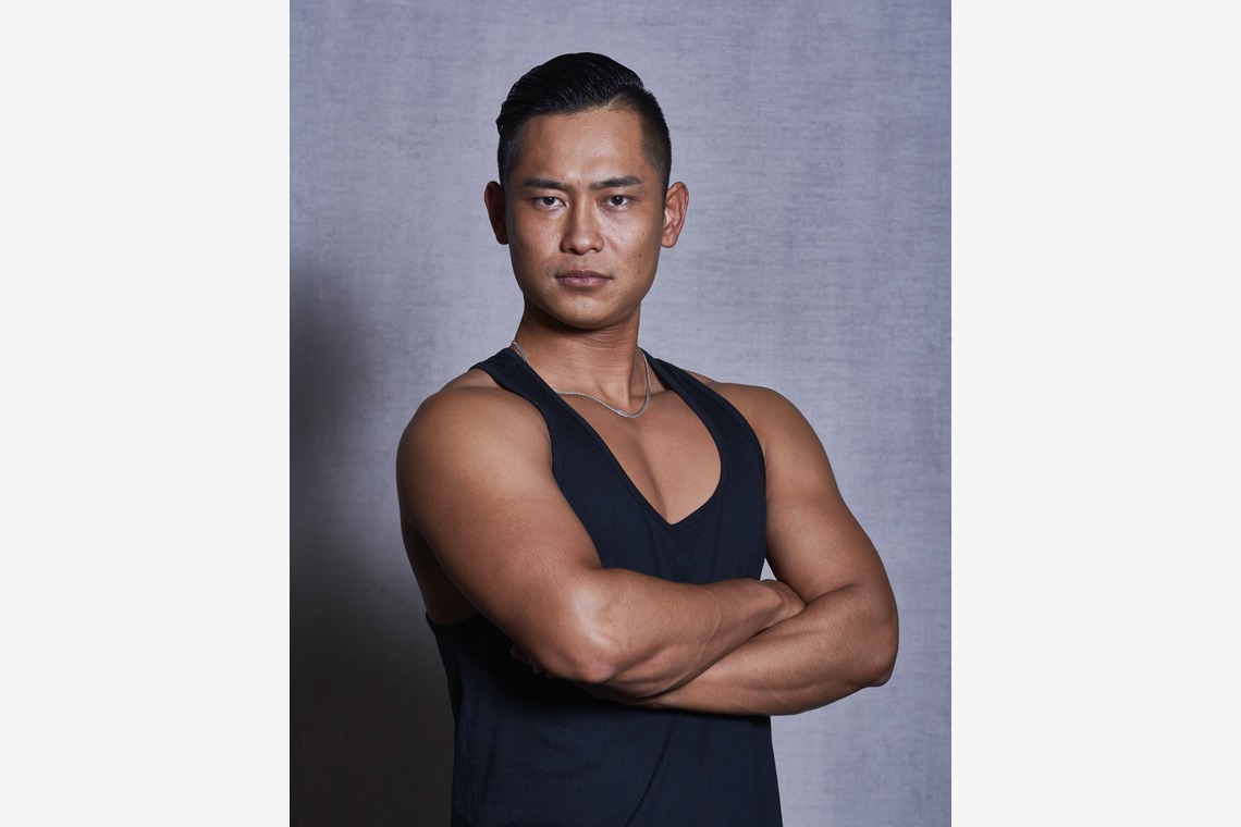 安部優吾が撮影した写真のアルバム「フィットネスジム＆宣材写真」