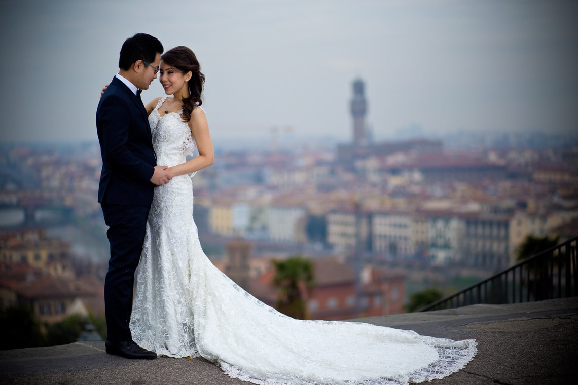 Album of the Wedding, Bridal taken by FotoStradaFacendo - Cheryl end Heston