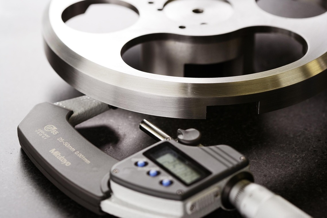 細川正人写真事務所が撮影した写真のアルバム「工業製品」