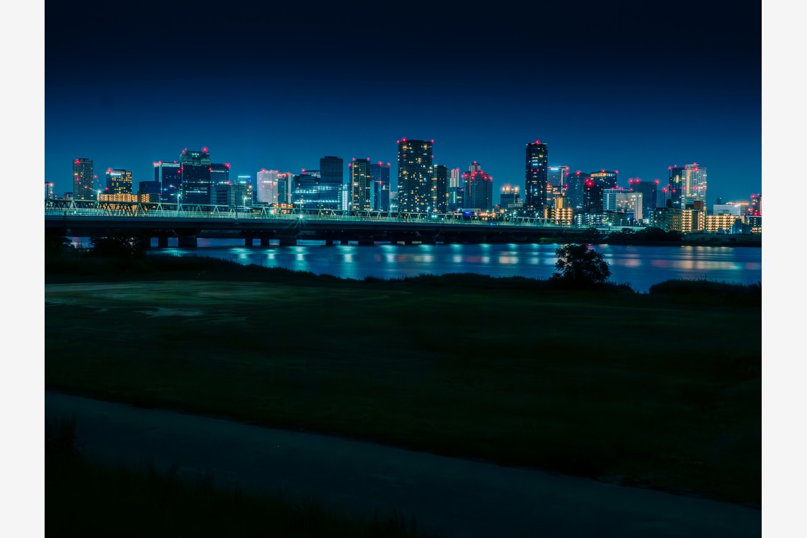 ハイナ　マテウスが撮影した写真のアルバム「陰翳礼讃」