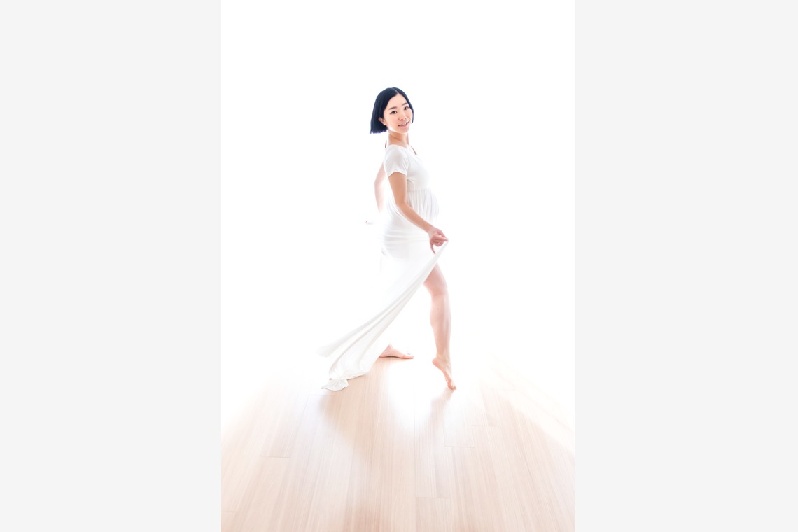 サキヤマ リエが撮影した「マタニティフォト（本厚木/カメラマン自宅撮影/衣装・背景あります)」の写真