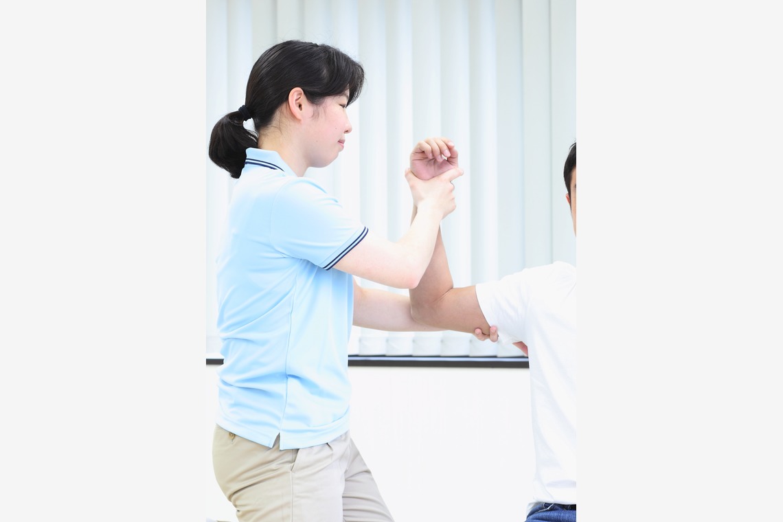 森安　照が撮影した「病院・クリニック（診察室・受付・プロフィール）」の写真