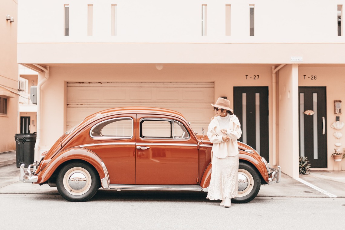 石井俊輔が撮影した写真のアルバム「Cars and Model Oki」