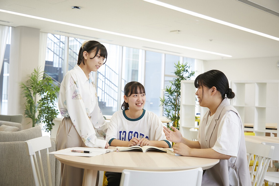 株式会社クリエイティブストゥディオワークス宮田絵里子が撮影した「スクールフォト（大学）」の写真