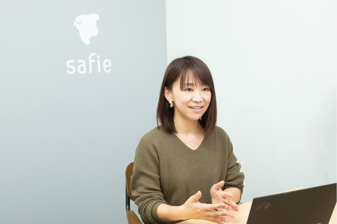 ナガオマサキが撮影した写真のアルバム「インタビュー」