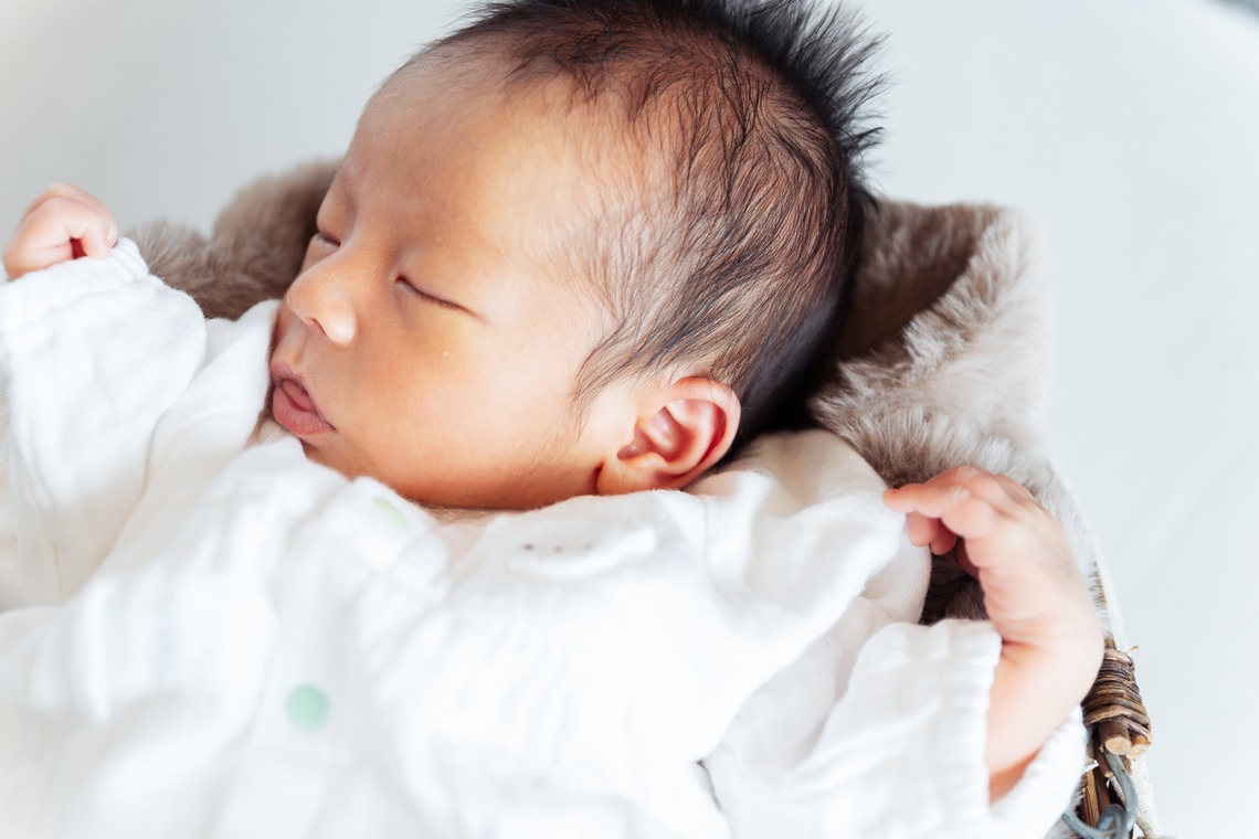 シコロハルナが撮影した写真のアルバム「ニューボーンフォト」