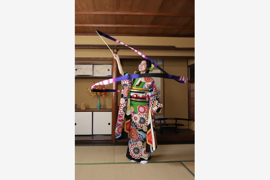 スマイルハンターが出張撮影した家族写真(キッズ,ベビーフォト)などが写った「成人式フォト」の家族写真