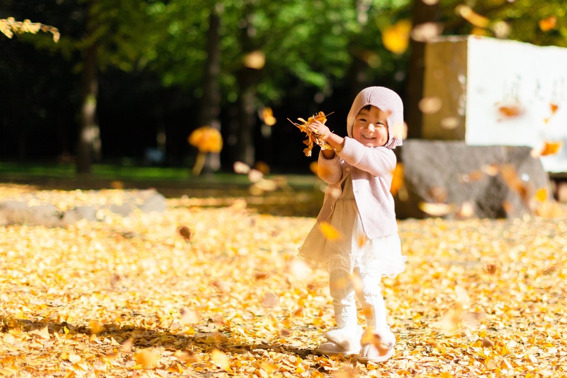 KOBASHOが出張撮影した家族写真(キッズ,ベビーフォト)などが写った「エミリィ紅葉撮影会」の家族写真