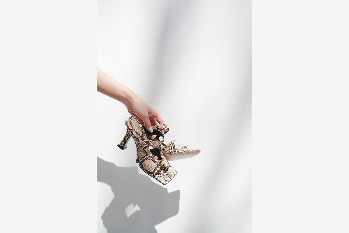 祖父江ゆりが撮影した写真のアルバム「表参道ロケ撮影」