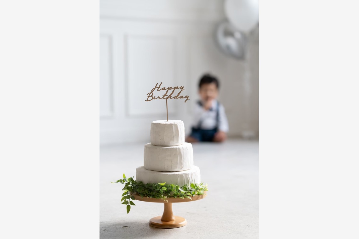 株式会社VISTA / VISTA Photographyが撮影したスタジオ撮影/マタニティフォト/ニューボーンフォト/家族写真の出張撮影/七五三フォト/お宮参り/学校行事のアルバム「バースデーフォト」