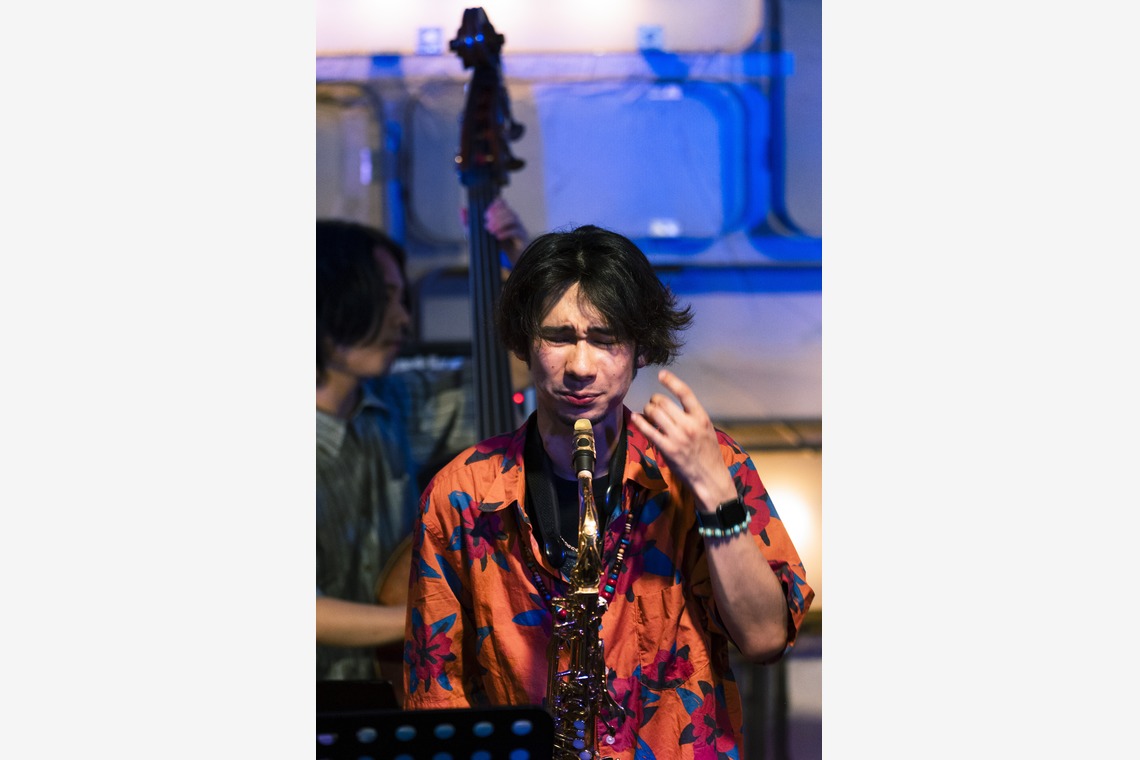 矢崎麦が撮影した写真のアルバム「ジャズライブ撮影」