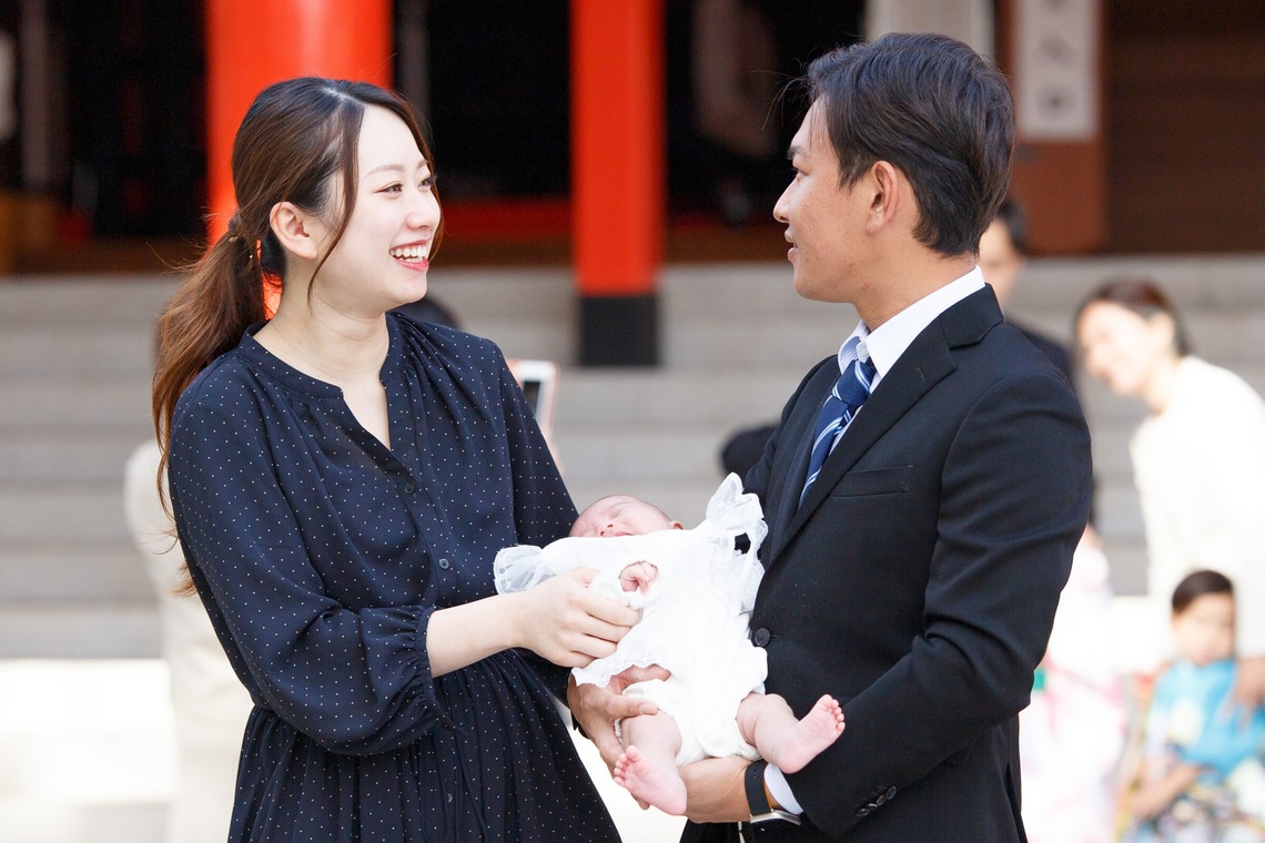 中井企画が出張撮影した家族写真(キッズ,ベビーフォト)などが写った「お宮参り」の家族写真