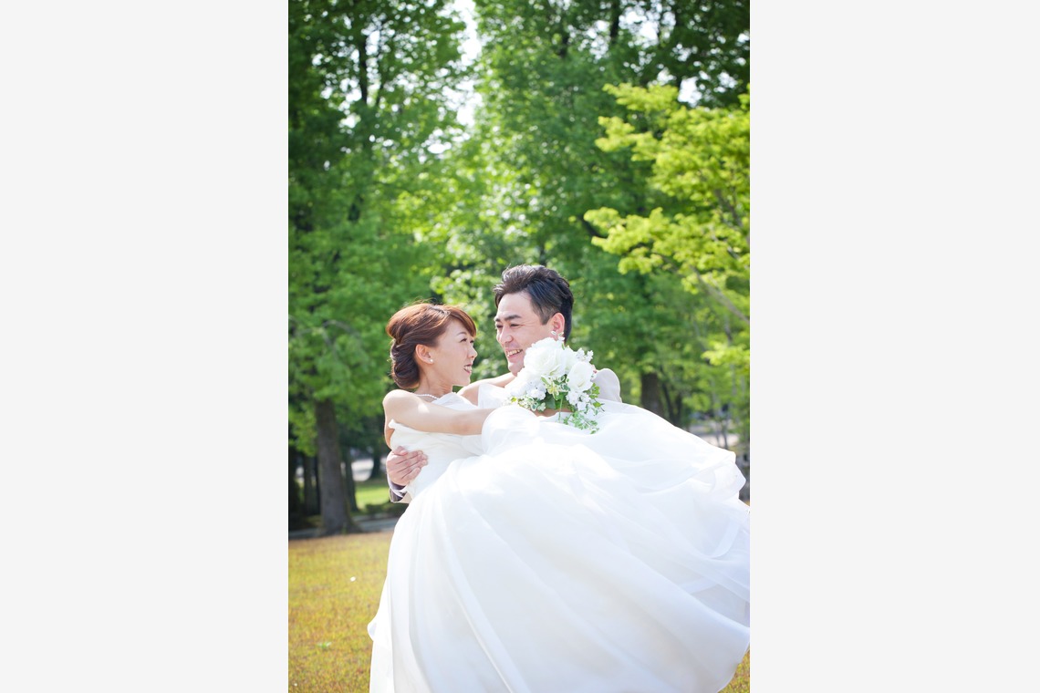 skyward photo film（竹本飛鳥）が撮影した写真のアルバム「前撮りドレス」