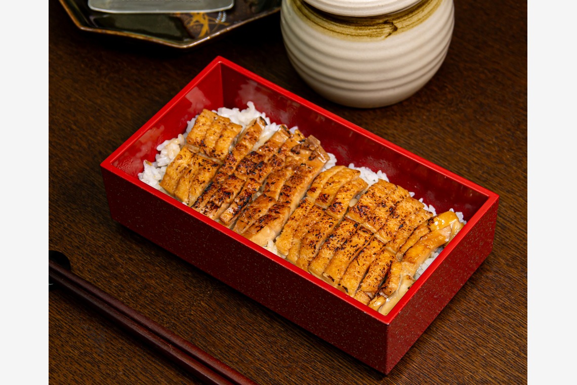 ハイナ　マテウスが撮影した写真のアルバム「寿司と魚」