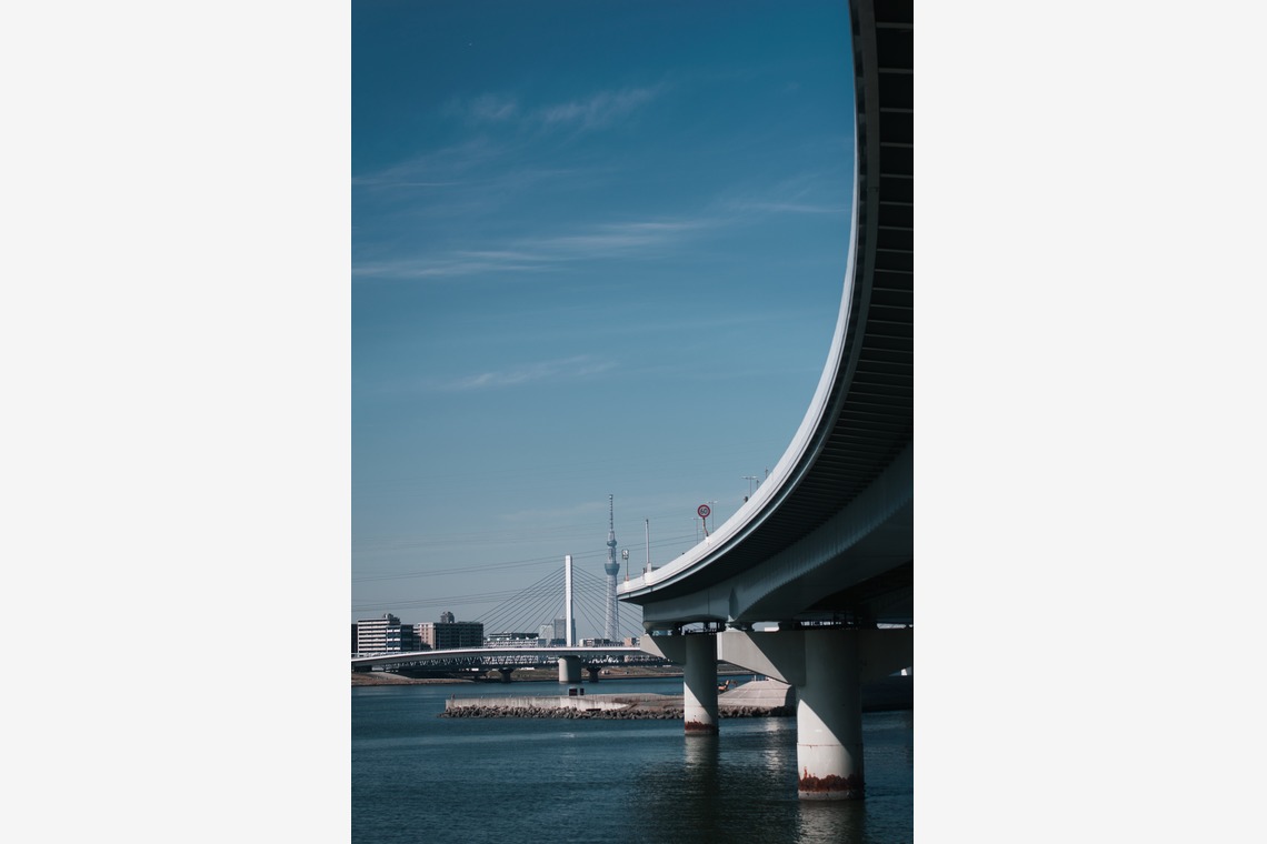 白石智啓が撮影した写真のアルバム「荒川河口周辺の建築と風景」