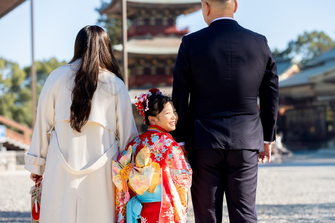 出張撮影くろさわが出張撮影した家族写真(キッズ,ベビーフォト)などが写った「七五三」の家族写真
