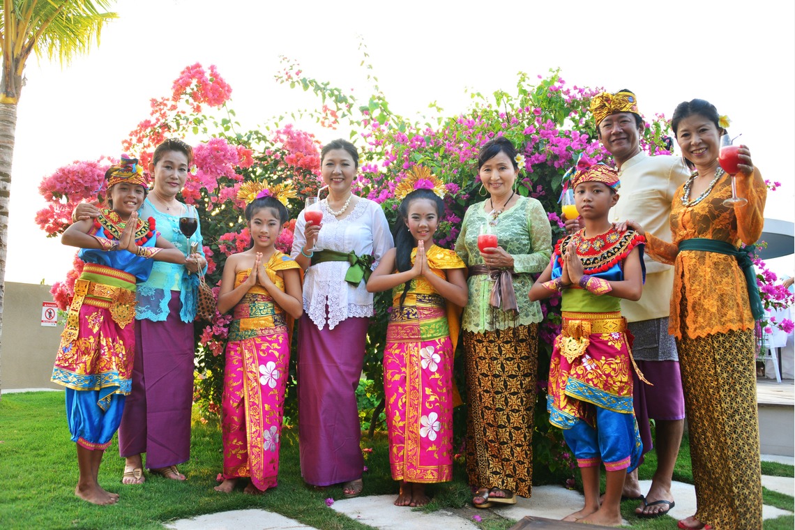 マニス ウェディングが撮影した「バリ衣装・挙式」の写真