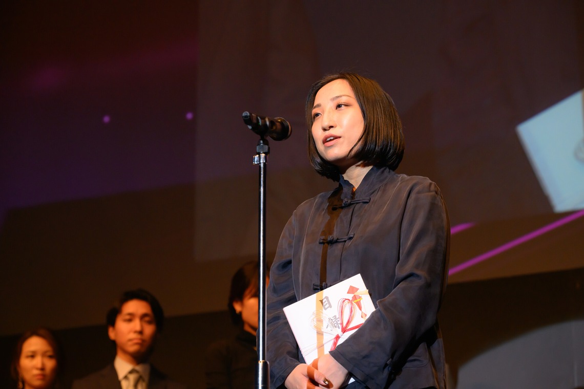 上野貢希が撮影した「企業総会写真撮影」の写真