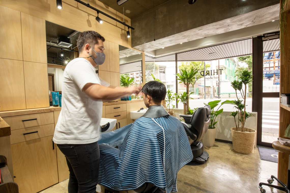 元木 ヒデが撮影した「THIRD Cut Shop」の写真