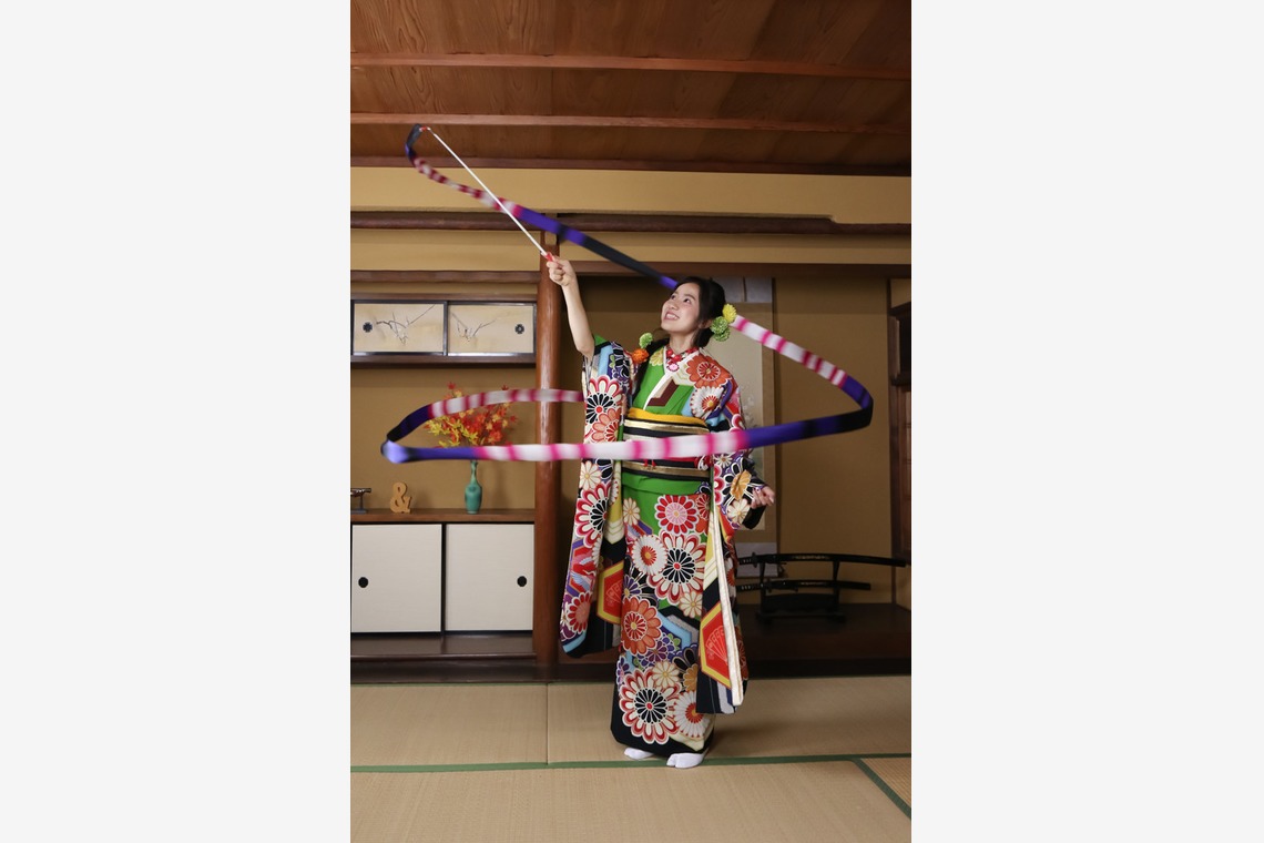 スマイルハンターが出張撮影した家族写真(キッズ,ベビーフォト)などが写った「成人式フォト」の家族写真