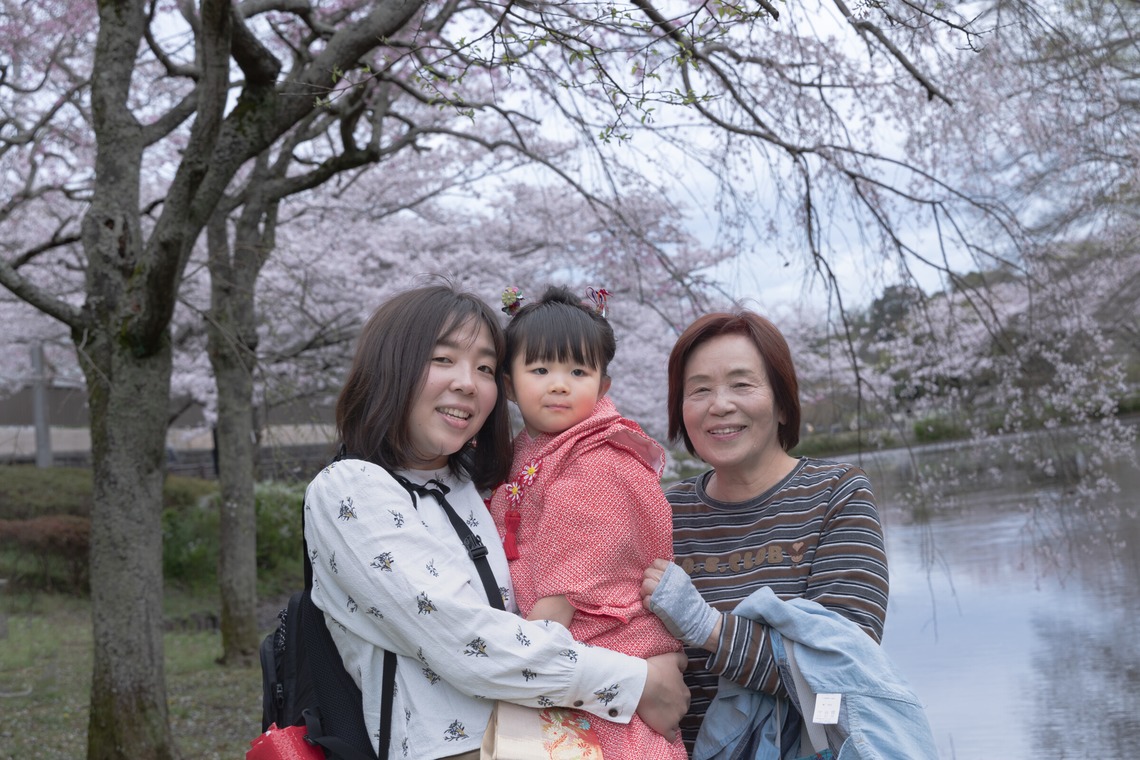 ミヤタカズコが撮影した写真のアルバム「ファミリー写真」