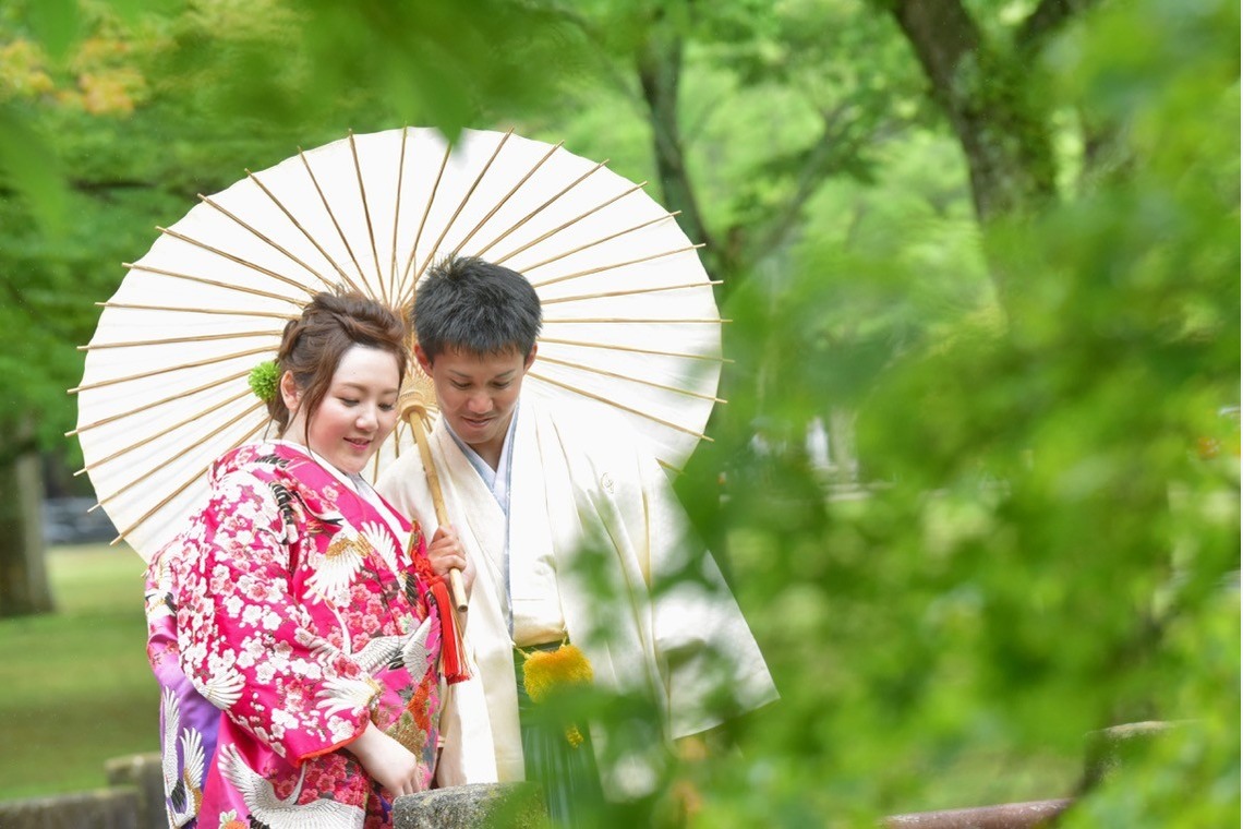 キキフォトワークスが撮影した「新緑の奈良で着物での結婚式の前撮り」の写真