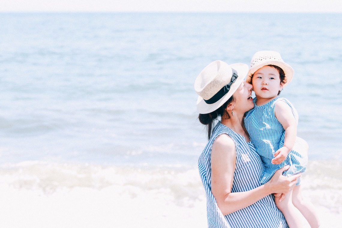 出張撮影HUG TIMEが撮影した「家族写真〜湘南の海にて〜」の写真