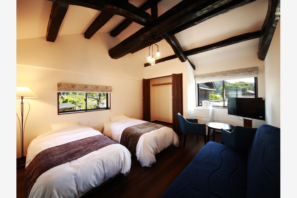 写真屋gonree　阿波根里恵が撮影した写真のアルバム「かえもん旅館」