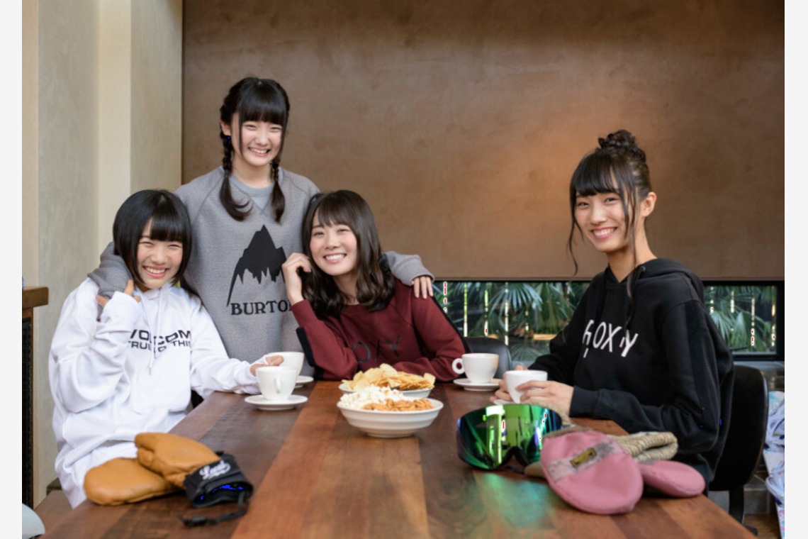 有限会社　澤田スタジオが撮影した写真のアルバム「モデル複数」