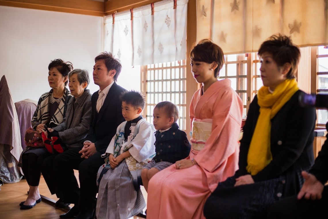 フォスタムが出張撮影した家族写真(キッズ,ベビーフォト)などが写った「5歳　七五三参り」の家族写真