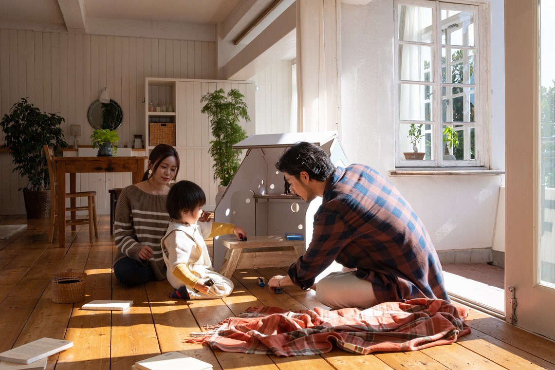 曽川拓哉が撮影した写真のアルバム「ダンボールハウスの商品撮影」