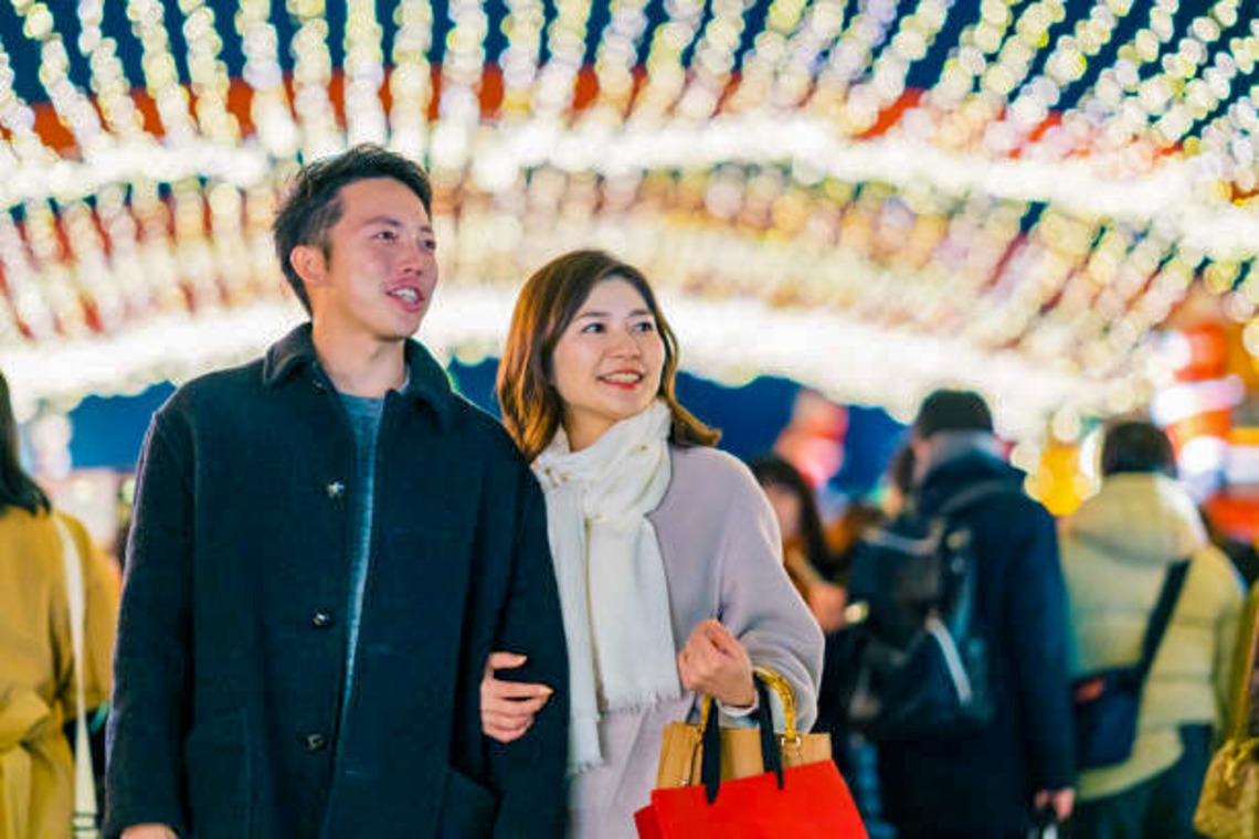 CREATIVE HOUSEが出張撮影した家族写真(キッズ,ベビーフォト)などが写った「カップル・友人」の家族写真